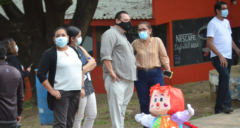 UNAN Managua realiza actividad recreativa con familias afectadas con VIH