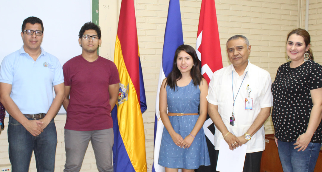 Decano de la Facultad de Ciencias e Ingeniería brinda recibimiento a los estudiantes de Movilidad