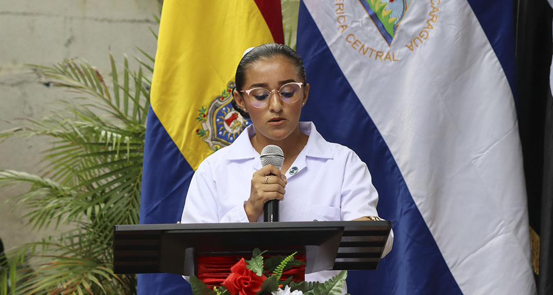 Estudiante destacada del Programa UNICAM.