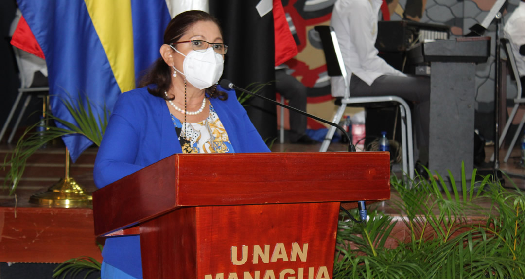 Maestra Ramona Rodríguez Pérez, Rectora de la UNAN-Managua, Presidenta del CNU y del CSUCA