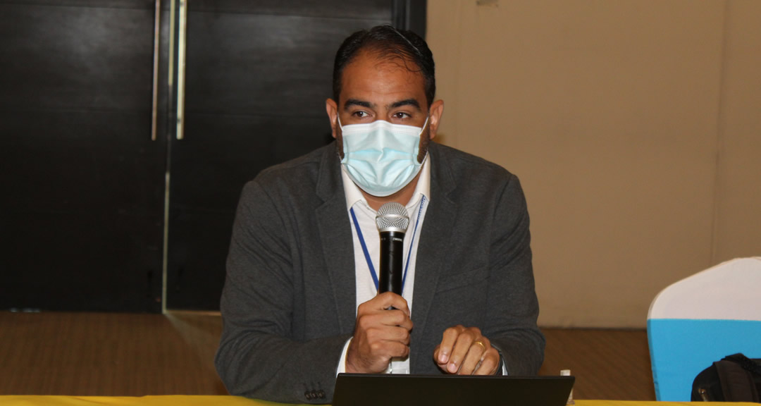 El doctor Alexander Florencio, asesor para Sistemas de Servicio en Salud de la Organización Panamericana de la Salud /Organización Mundial de la Salud  (OPS/OMS)