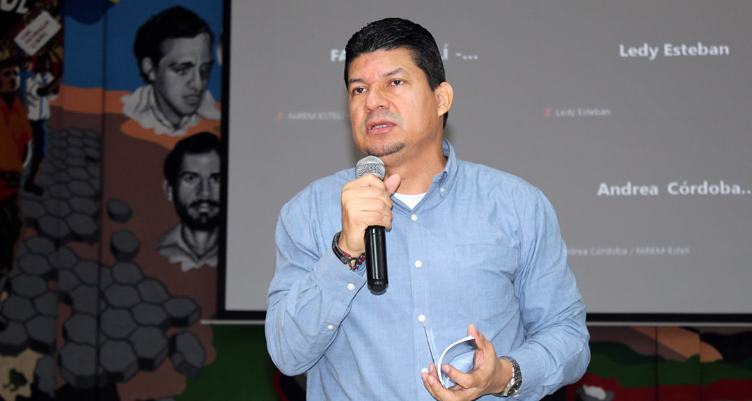 Máster Roberto Flores Díaz, secretario general de la UNAN-Managua