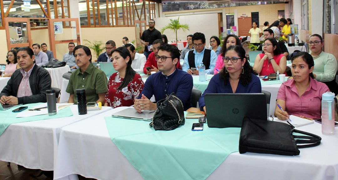 Docentes que participaron en el taller