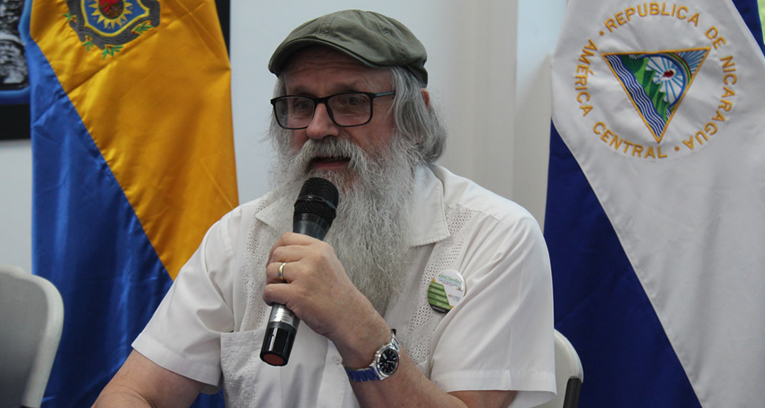 Dr. Herman Van de Velde, coordinador de ÁBACOenRed.