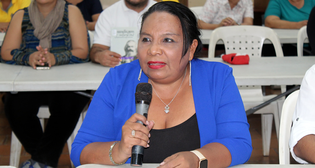 Máster Maritza Vallecillo Flores, directora del Sistema Bibliotecario de la UNAN-Managua.