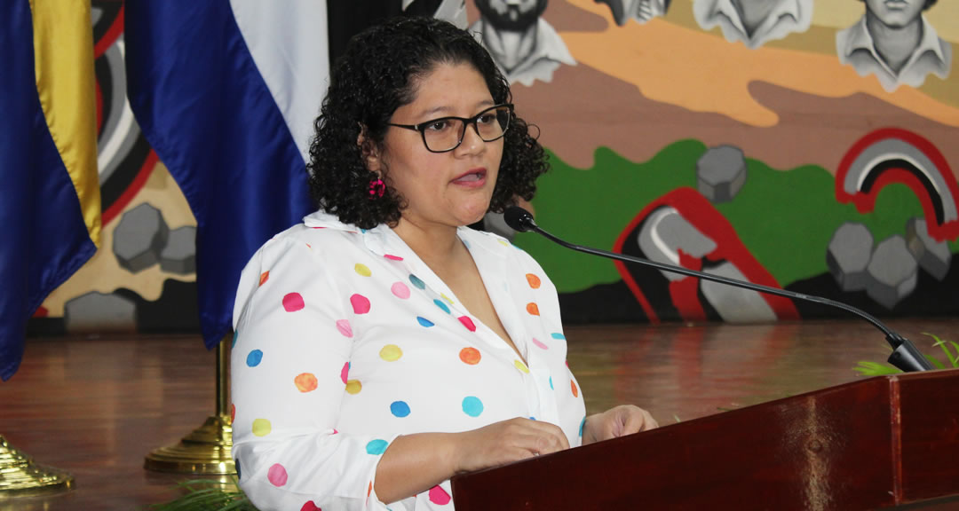 Mtra. Ninfa Ramos Castillo, directora de Educación, Arte y Humanidades de la UNAN-Managua.