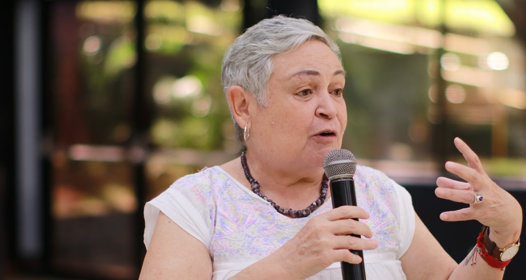 Dra. Cruz Prado, académica e investigadora.