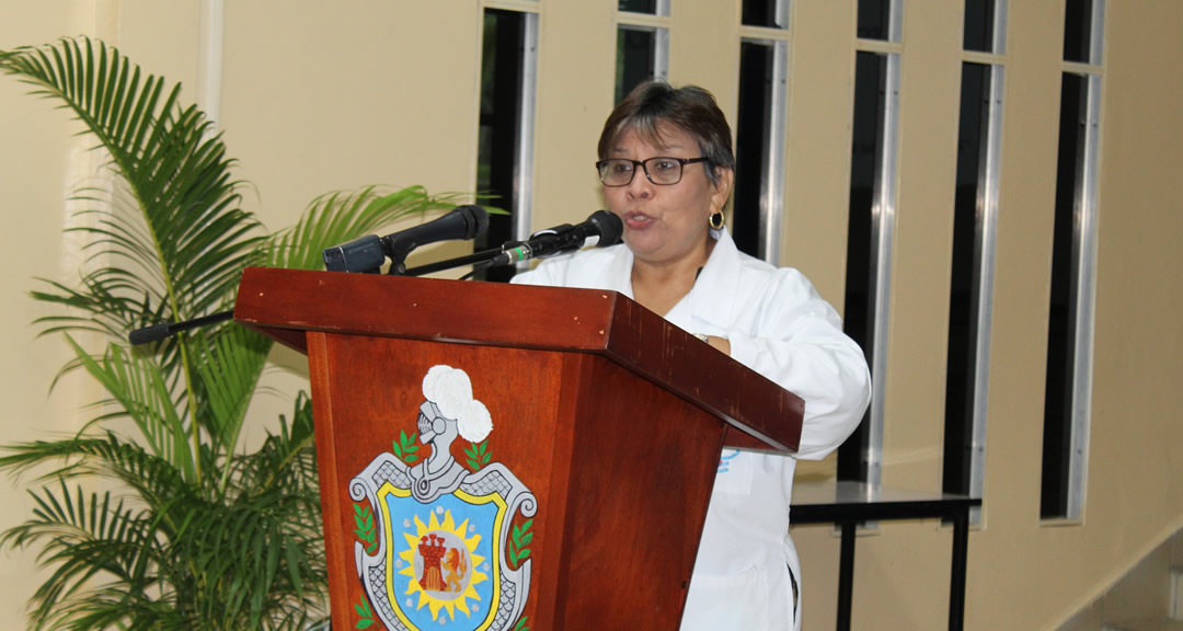 Doctora Martha Reyes Álvarez, Ministra de Salud durante la actividad