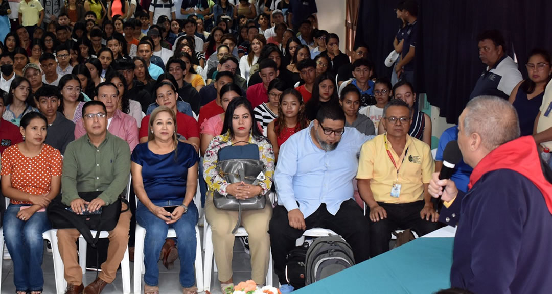 CUR Carazo da bienvenida a los estudiantes de Nuevo Ingreso 2024.
