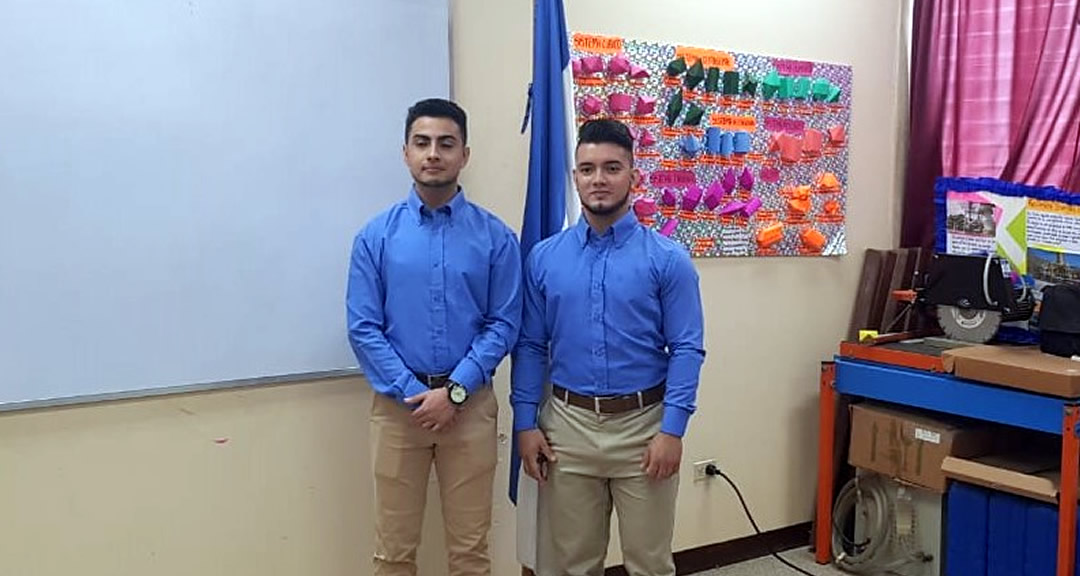 Estudiantes presentan investigaciones que brindan soluciones a las necesidades y demandan de la sociedad.