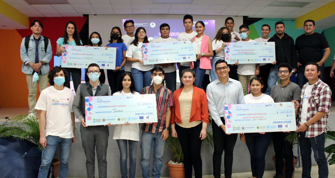 Ganadores del Concurso Desafío de Soluciones Tecnológicas para la Reducción del Riesgo de Desastres.