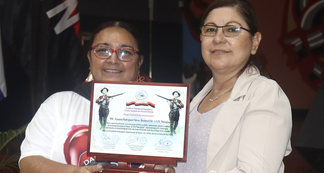 Reconocimiento a la maestra Ramona Rodríguez