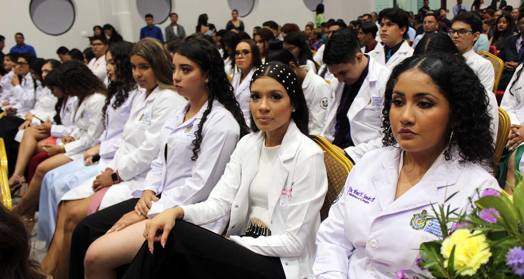 Estudiantes de Medicina durante el evento