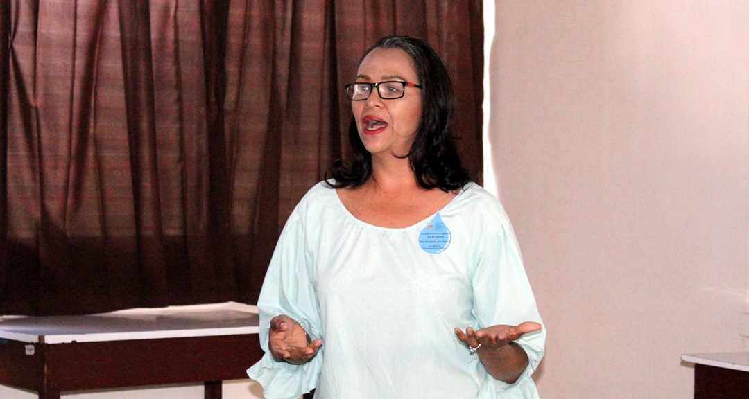 Saneamiento y recursos hídricos, fue el tema de la conferencia que presentó la Ing. Auxiliadora Castillo funcionaria de la Alcaldía de Managua