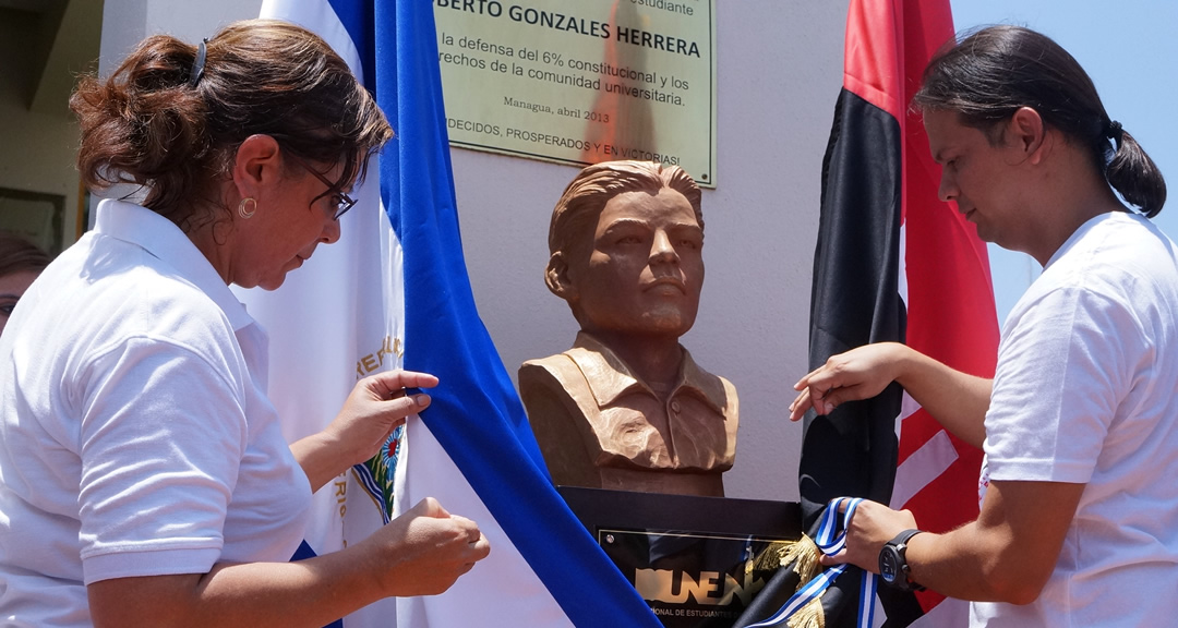En el año 2013, autoridades de la UNAN-Managua y del Banco Central de Nicaragua develaron un busto en homenaje al mártir universitario.