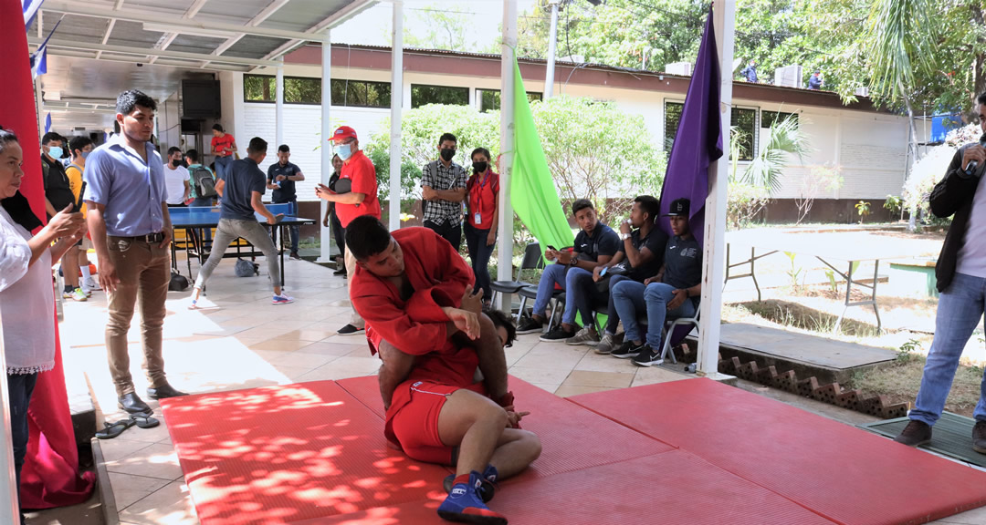 Exhibición deportiva Sambo