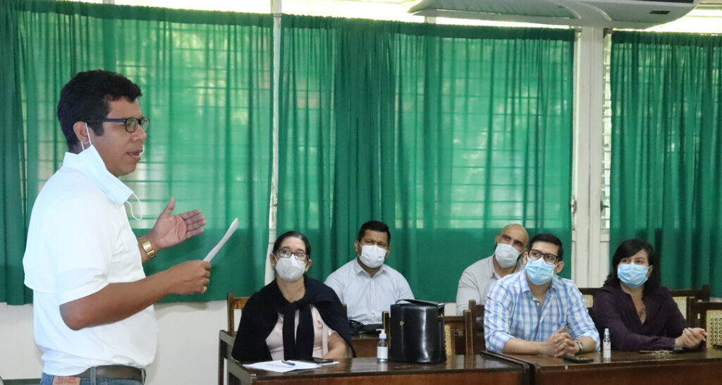 Ciencias e Ingeniería presenta logros alcanzados en materia de perfeccionamiento curricular