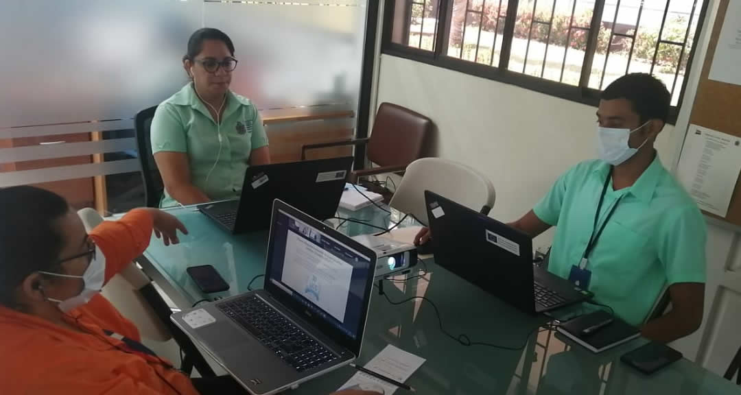 Coordinadores del Eje Ambiental del Programa Universidad Saludable participaron en esta actividad