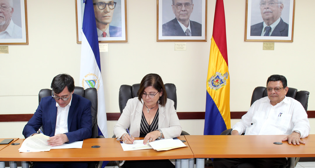 La UNAN-Managua y la Universidad Nacional de Avellaneda, Argentina realizaron firma de convenio