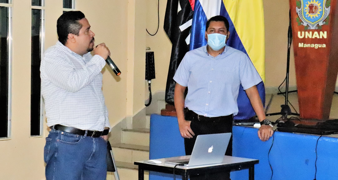 Dirección de Docencia de Grado imparte taller sobre preparación de ejecución del currículo.