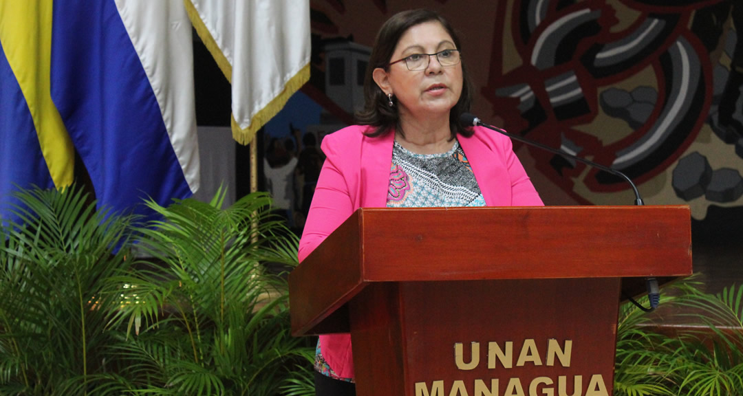 Maestra Ramona Rodríguez Pérez, Rectora de la UNAN-Managua y Presidenta del CNU.