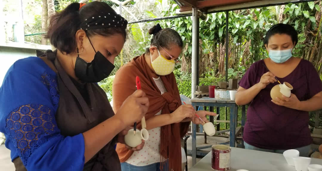 Protagonistas artesanos en San Juan de Oriente