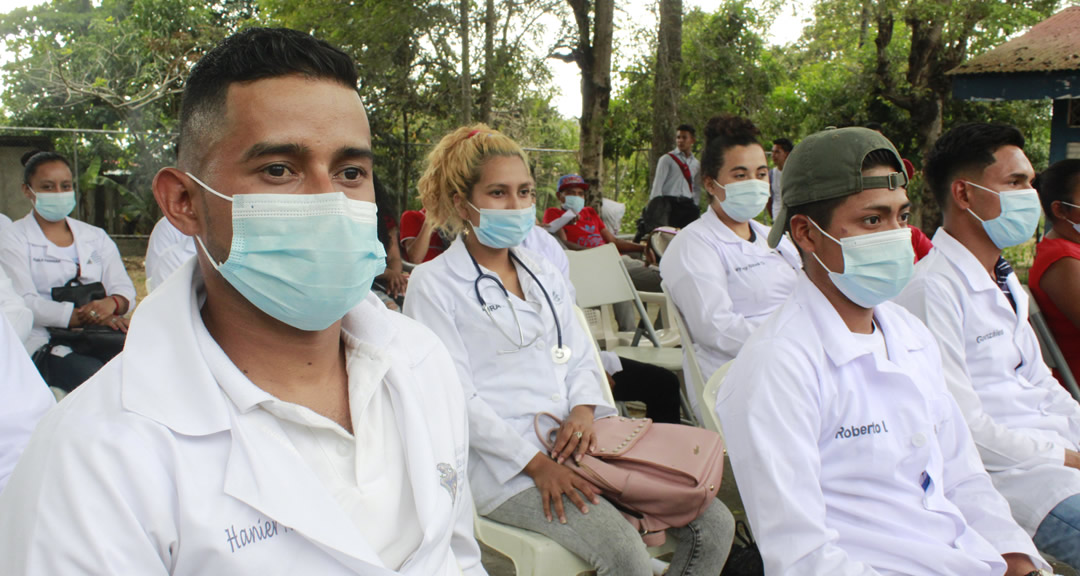 Estudiantes de UNICAM en Nueva Segovia.