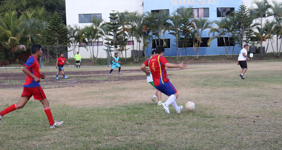 Juegos de docentes universitarios se desarrollan en la FAREM-Matagalpa