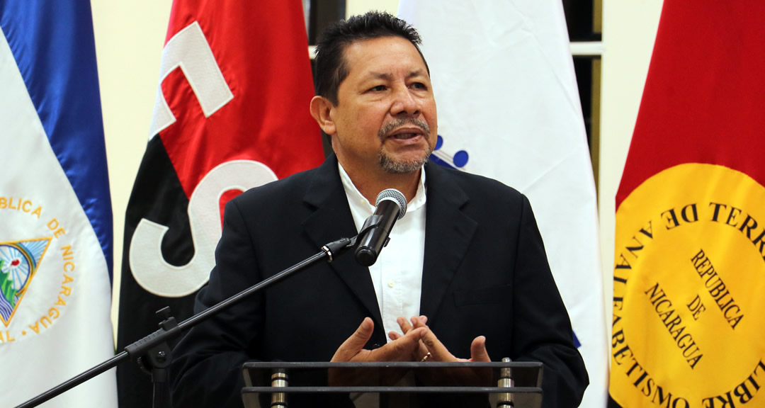 Máster Salvador Vanegas, ministro asesor de la presidencia en temas de educación