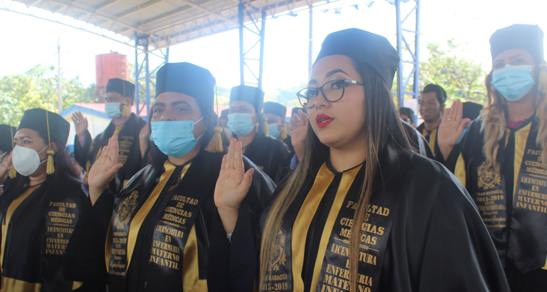 Graduados del Proyecto de Desarrollo Profesional Docente Rigoberto Sampson Granera In Memoriam.