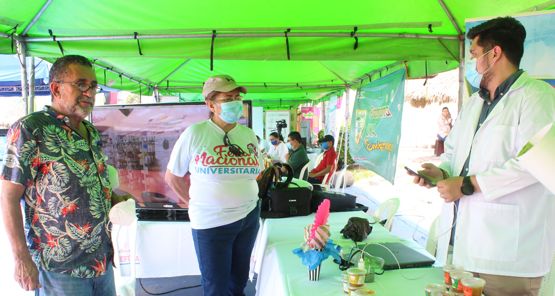 Universidades presentes en ferias nacionales