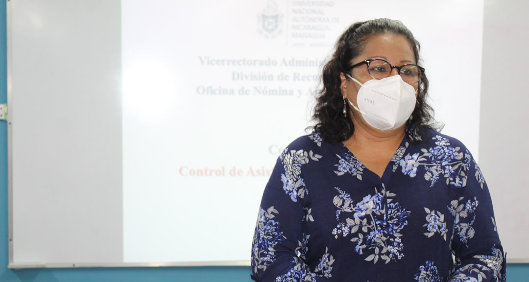 MSc. Sandra Guevara, Responsable de la Oficina de Nómina de la División de Recursos Humanos.