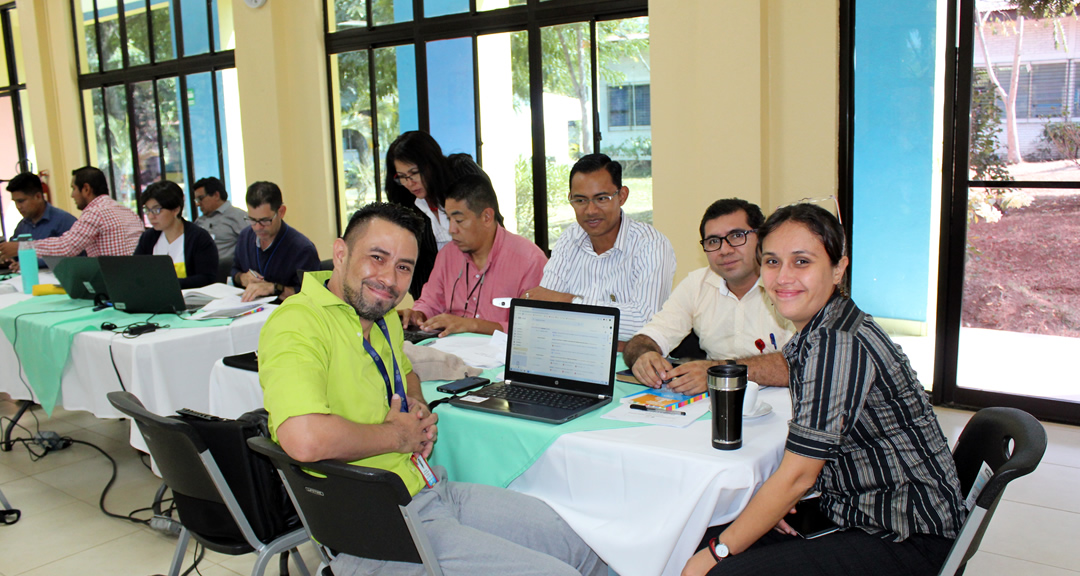 Académicos participaron en el Taller: Construcción de líneas de investigación de la UNAN-Managua.