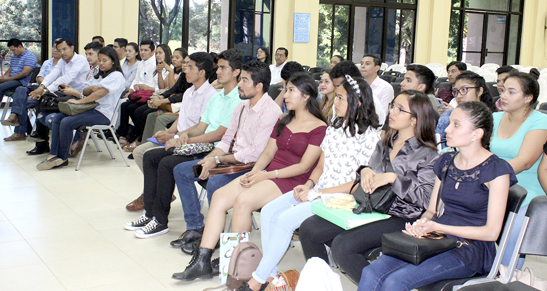 Comunidad Universitaria participa en acto de premiación del concurso interuniversitario de ensayo político Padre Miguel D´Escotto Brockmann  