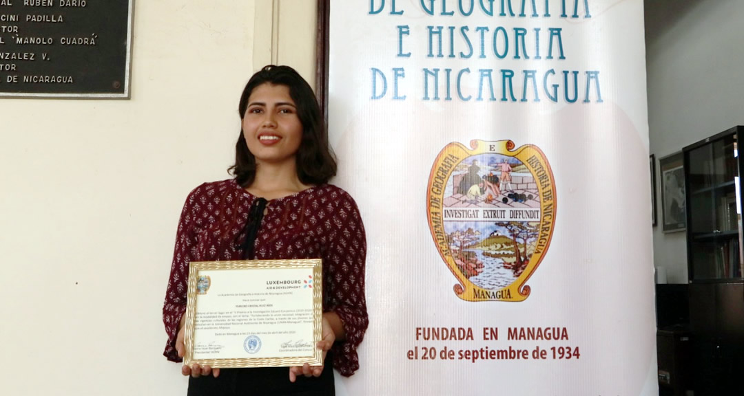 Estudiante de la UNAN-Managua gana premio nacional a la investigación