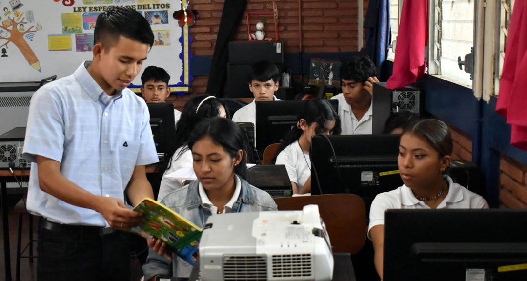 La persistencia fue la característica que le ayudó a formarse profesionalmente en el mundo de la Pedagogía y las Ciencias Naturales