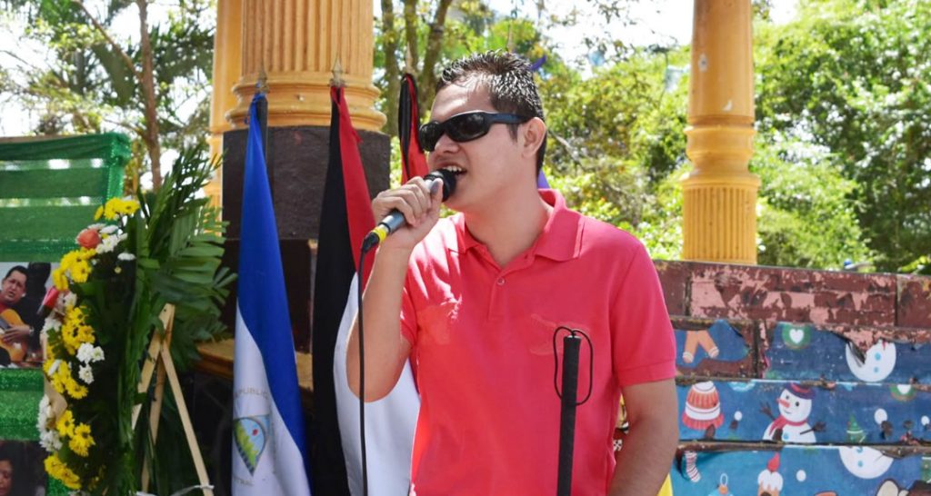 Jesús Ortega: El joven no vidente que transforma desafíos en oportunidades desde la universidad del pueblo