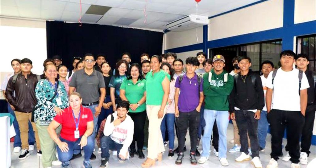 UNAN-Managua/CUR-Carazo impulsa conciencia ambiental a través del Concurso de Reciclaje «Recicla e Innova 2025»