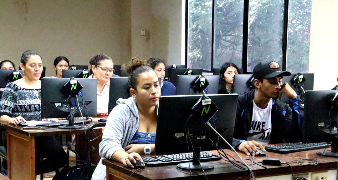 Laboratorios de Computación, motores de innovación y desarrollo integral de los profesionales