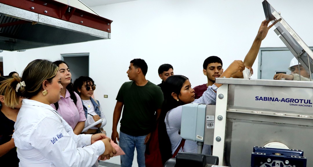 CUR-Matagalpa, líder en la formación profesional para la transformación de la materia prima