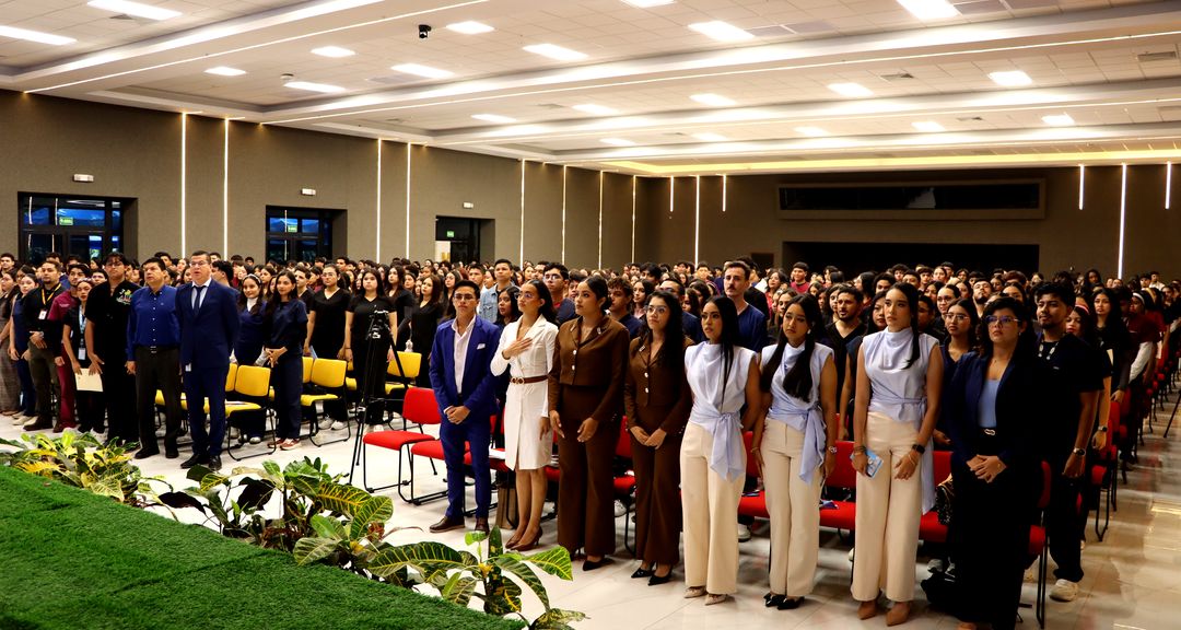 Más de 600 estudiantes de Odontología de nuestra Universidad protagonizan simposio de odontología