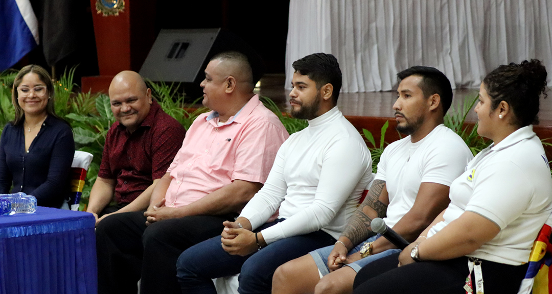 Panel de Vivencias de Personalidades del Deporte.