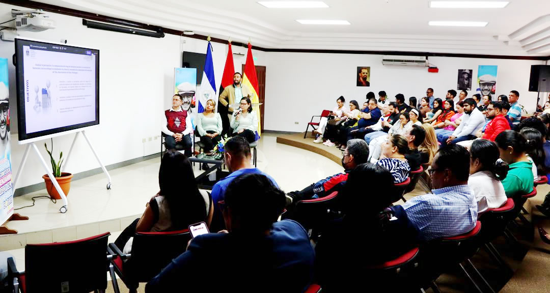 Coloquio doctoral promueve cultura de investigación y producción científica en la educación universitaria