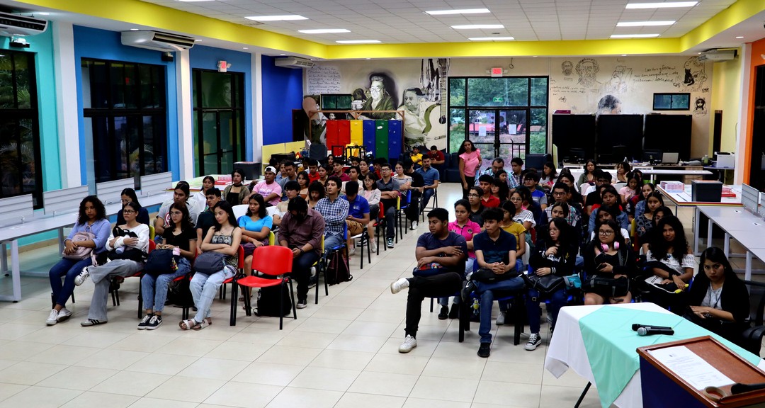 Estudiantes conocen quehacer científico para el cuido y conservación de los Recursos Naturales