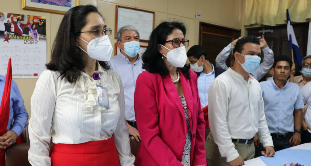 Docentes de la UNAN-Managua se inscriben como candidatos a autoridades de Facultad