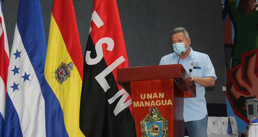 Maestro Alejandro Genet Cruz, Decano de la Facultad de Educación e Idiomas