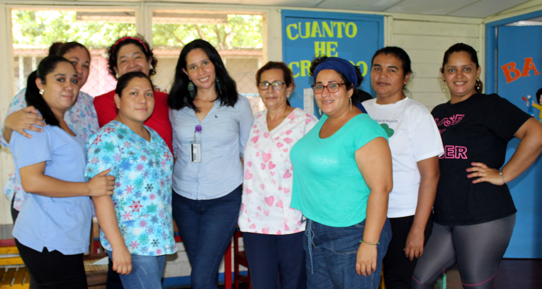 Docentes del Centro de Aplicación Preescolar Arlen Siu