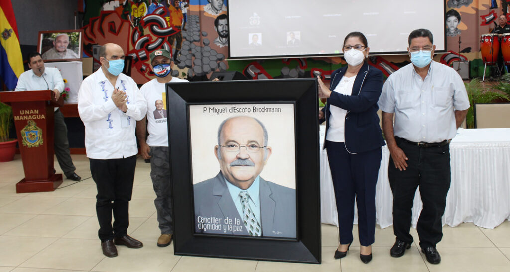 UNAN-Managua rememora legado del padre Miguel d´Escoto Brockmann