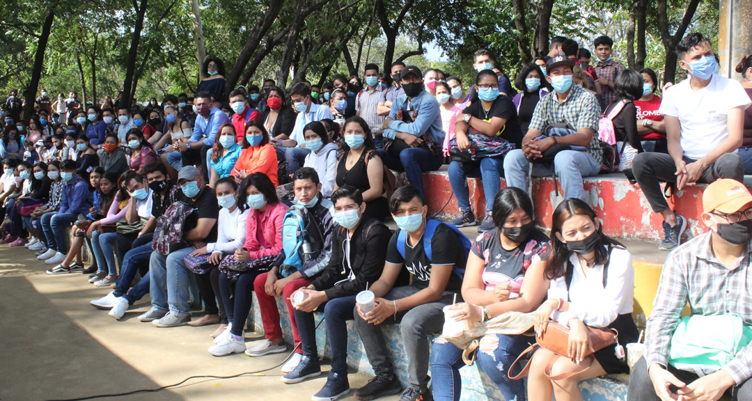 Estudiantes de la Escuela Preparatoria