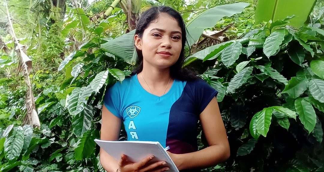 Desde el Amanecer, Leydis Damaris inicia el camino hacia el futuro, el sueño de graduarse como docente de alta calidad